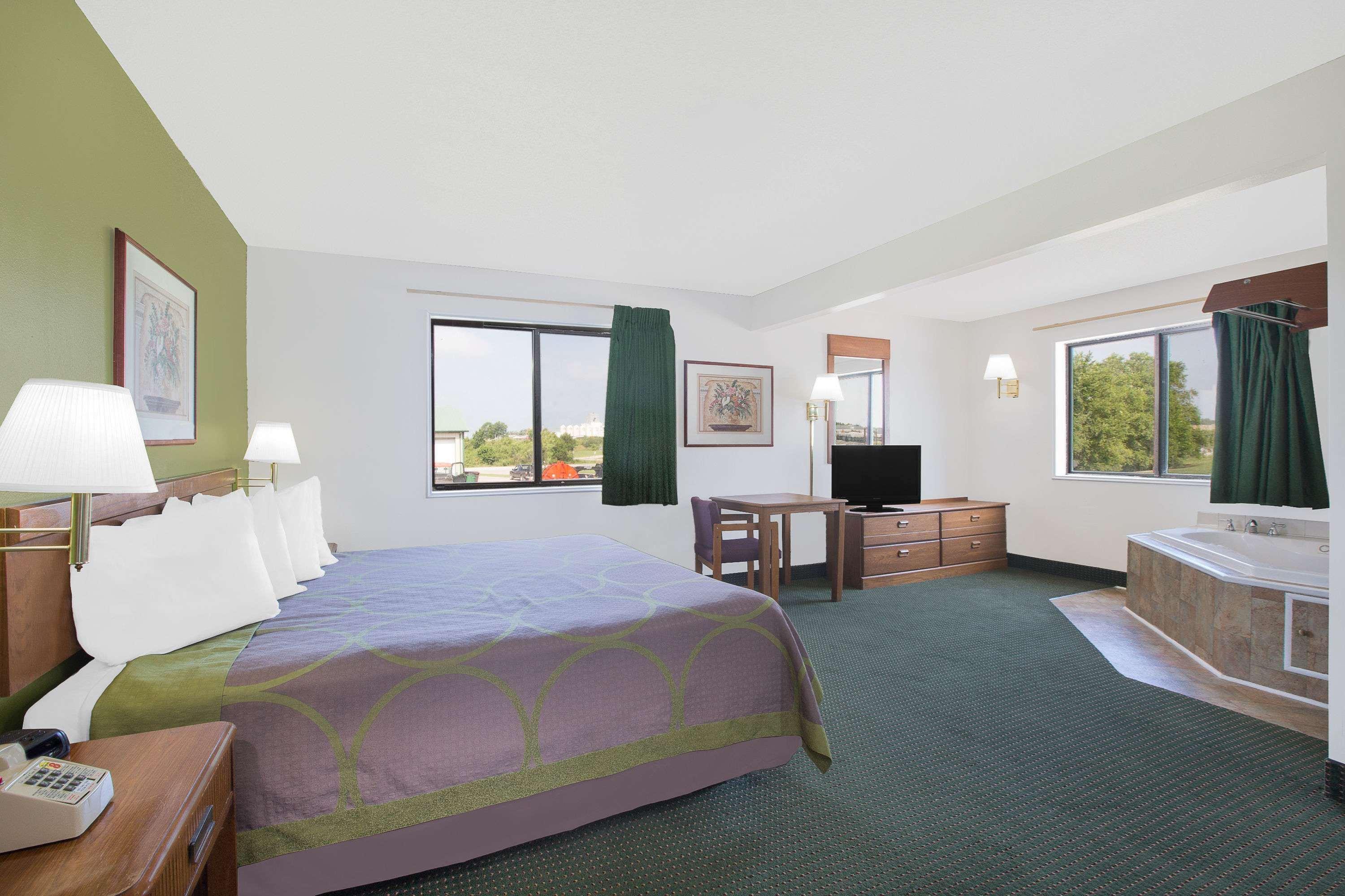 Super 8 By Wyndham Chillicothe Otel Dış mekan fotoğraf